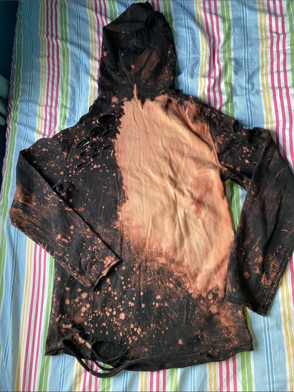 Men's Distressed Black & Orange Bleach-Effect Hoodie - Picture 7 of 7